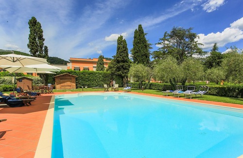 Pistoia Villa | Villa/Independent home in Pistoia with 4 bedrooms sleeps 10