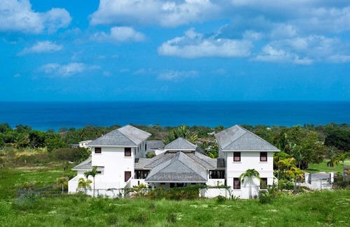 Merlin Bay Villa | Villa Infinity House by Fantasia Villas