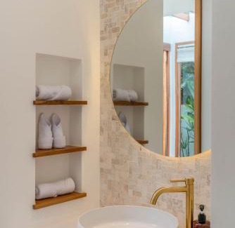 Pererenan Villa | Villa Inka - Tropical Modern 1BR Villa in Pererenan Beachside