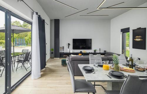 Muzini Villa | Villa INNA