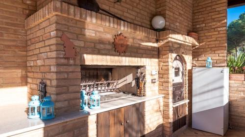Civitanova Alta Villa | VILLA ISOTTA 8&4, Emma Villas