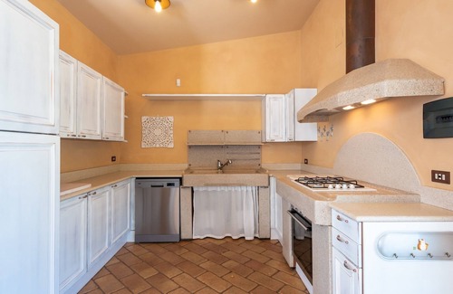 Civitanova Alta Villa | Villa Isotta 8+4, Emma Villas
