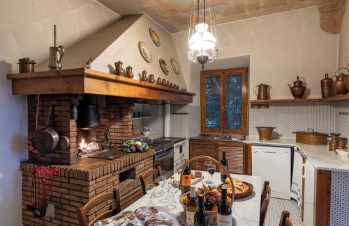 Montecatini Val di Cecina Villa | Villa Sorbaiano In Montecatini val di Cecina, Tuscany