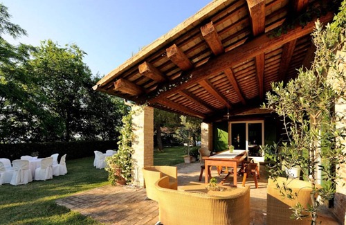 Rupoli Villa | VILLA DEL TOMBOLO - VILLA DEL TOMBOLO VILLA + CASOLARE