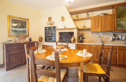 Passignano sul Trasimeno Villa | Villa il Mandorlo in Passignano sul Trasimeno , Umbria