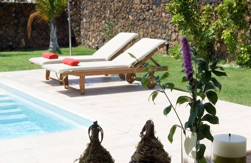 Los Mojones Villa | Villa Janubio - A beautiful 4 bedroom Villa - A Short Walk To Puerto Del Carmen