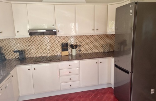 Olhos D'Agua Villa | Villa Jarmelo, Nice House 50 m Beach, Good Sea View, Pool, Garden, AC, wifi 5G