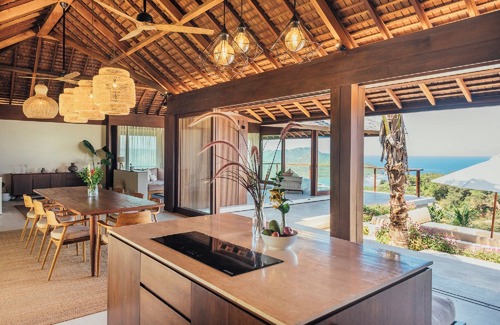 Praya Barat Villa | Villa Jati at Tampah Hills