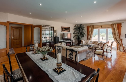 Gondomar House | Villa Jobim