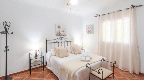 La Joya Villa | Villa Jose y Ana Antequera - La Joya by Ruralidays