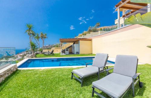 Almunecar Villa | Villa Julia La Herradura Marina del Este