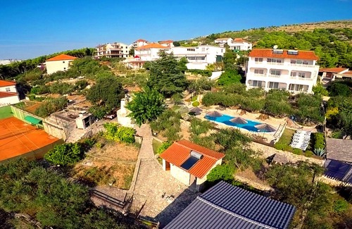 Seget Donji Villa | Villa Julio top floor apartment