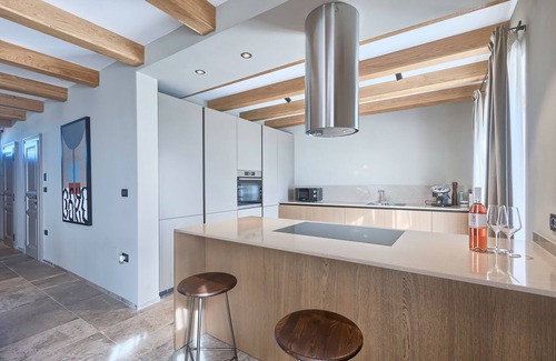 Finida Villa | Villa Katarina di Maladel