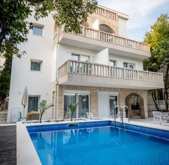 Ratac Apartment | Villa Katarina