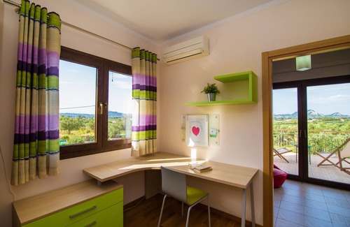 Zakynthos Villa | Villa Komfort in Zakynthos suitable for family or group with private pool