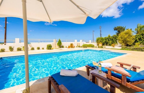 Argaka Villa | Villa Komissa - Four Bedroom Villa, Sleeps 9