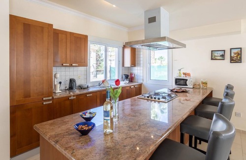 Kapparis Villa | Villa Koula - Three Bedroom Villa, Sleeps 6
