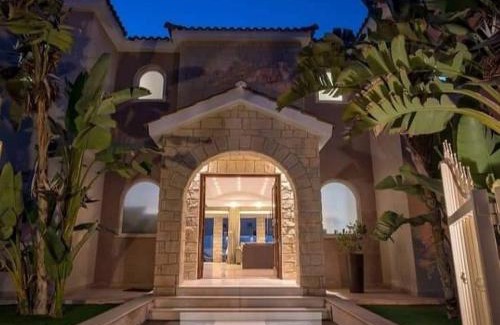 Universal Villa | Villa Kristia