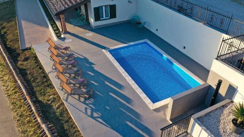 Lupoglav Villa | Villa Kristina - Swimming pool, Dolenja Vas - Istra