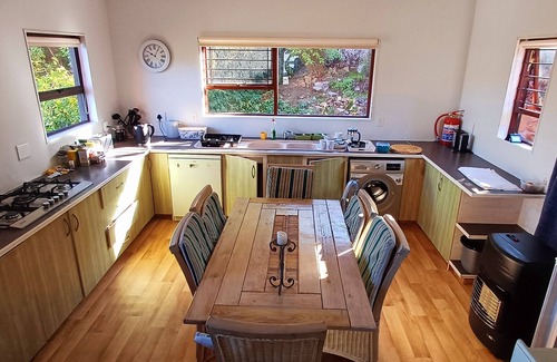Fish Hoek House | Villa "Kunterbunt" with nfabulous ocean views of the Cape Peninsula