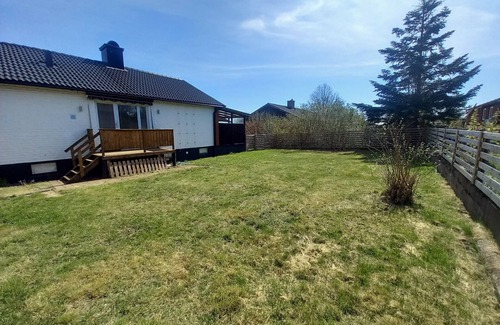 Virserum House | Villa Lärkvägen - Gemütliches neu Renoviertes Ferienhaus mit Sauna, 200m vom See