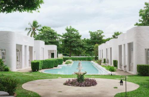 Kanchanaburi House | Villa La Flora Kanchanaburi