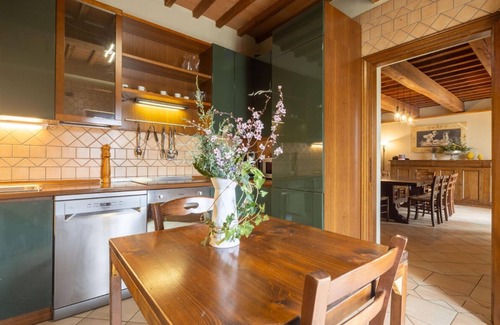 Campagnatico Villa | Villa La Fornace, Spacious 5-bedroom in fabulous Campagnatico with AC, WiFi