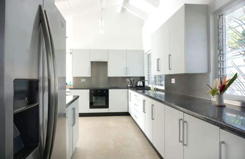 Saline Point Villa | Villa La Mer 3BR in Saddleback by Personal Villas - Breathtkaing Hideaway