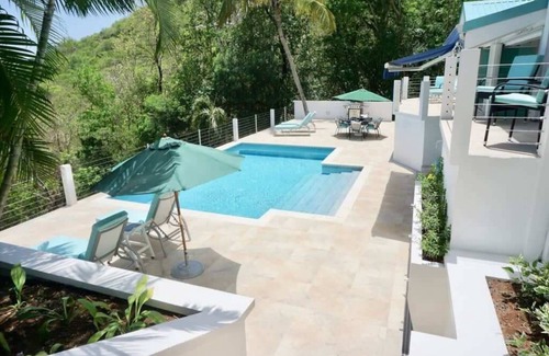 Saline Point Villa | Villa La Mer 3BR in Saddleback by Personal Villas - Breathtkaing Hideaway