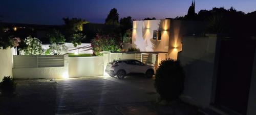 Salon-de-Provence Bed & Breakfast | VILLA LA VALENTINE 2 chambres