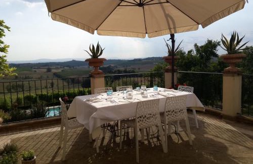 Ferretto Villa | Villa La Valiana - Full Estate in Montepulciano - HEATED POOL