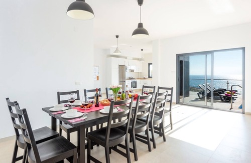 Urbanizacion Ladera del Mar Villa | Villa Ladera Vista by Villa Plus
