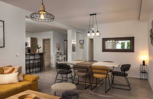 Tribalj Villa | Villa Lake & Sea - with 4 bedrooms for 8 guests and an indoor pool