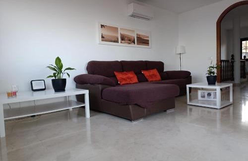 Alajero Villa | Villa las Cruces