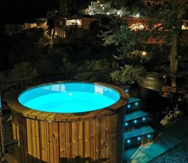 Montepertuso House | Villa Laura amazing breakfast,private outdoor hot tub, Positano experience