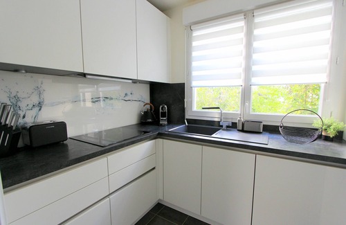 Chessy House | VILLA Le Madison: Townhouse for 12 people Val d'Europe-Disneyland Chessy