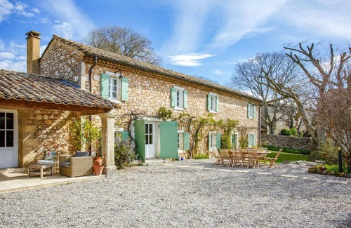Aubussargues Villa | Villa Le Vieux Mas by Villa Plus