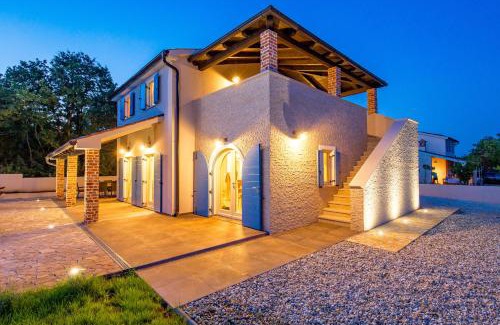 Belavici Villa | Villa Leticia