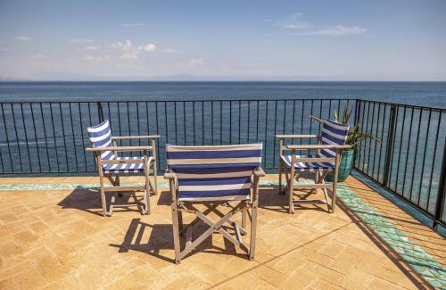 Cetara House | Villa Levante - Direct Sea Access - Full Sea View - Amalfi Coast