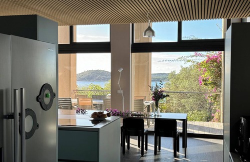 Pinarellu House | Villa Libecciu, exceptional view of the sea, beach at 150m, Porto Vecchio