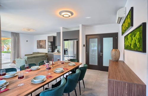 Znjan Villa | Villa Liberty Living with Pool