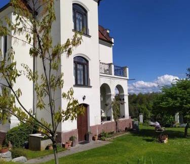 Bechyne House | Villa Liduška s kavárnou