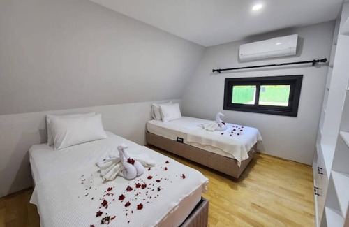 Dalyan City Center Cottage | Villa Lime Bungalow