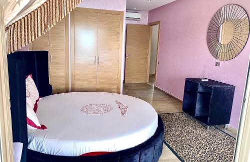Plage des Nations Villa | Villa LMS