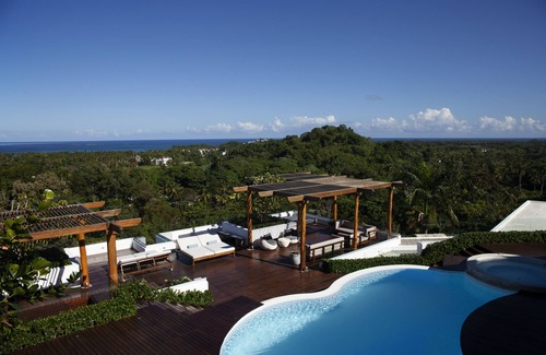 La Ceiba Villa | Villa Loma Bonita - Oceanfront Villa in Playa Bonita