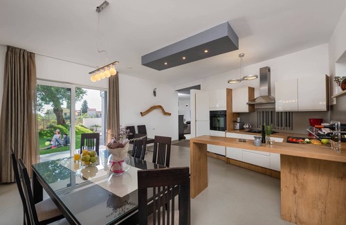 Jursici Villa | Villa Lounge Kapelana in Istria, Pool, Garden, BBQ