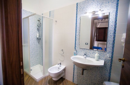Marina di Palma Bed & Breakfast | VILLA LU ’The place where every room admires the sea .