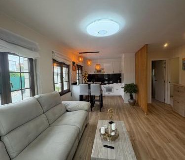 Condres Villa | Villa luanco