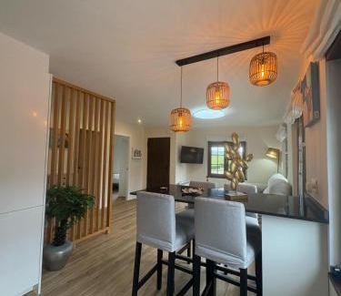 Condres Villa | Villa luanco