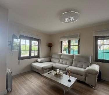 Condres Villa | Villa luanco